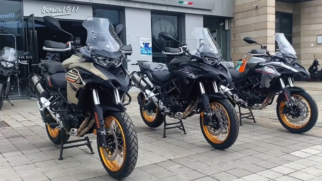 Nuova Benelli TRK 552 X 2026: Scheda Tecnica, Prezzo e Dettagli