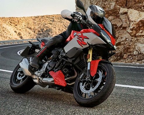 offerta bmw F900XR nuova prezzo migliore 2021